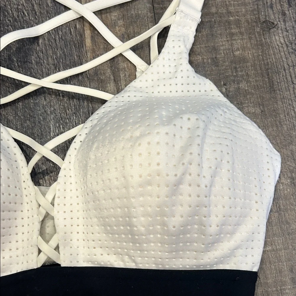 Victoria secret White Strappy Bra 32D - Picture 2 of 5